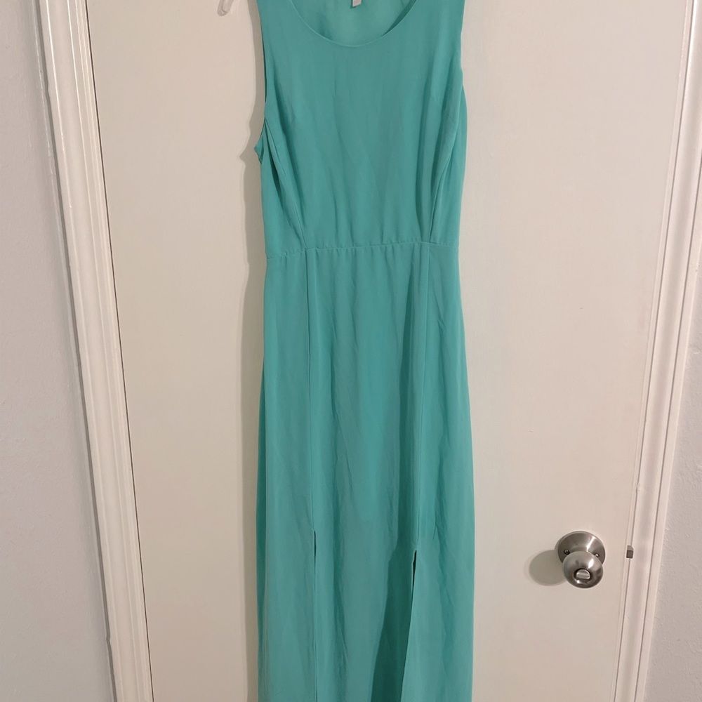 Sleeveless GB maxi dress with slits